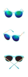 Detailansicht modischer Sonnenbrille mit cyan Marmorrahmen und bunten verspiegelten Gläsern.