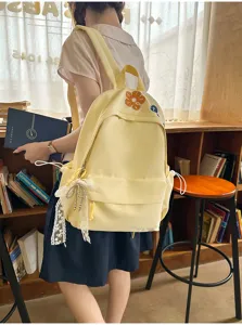 Japanischer Harajuku Blumen bestickter großer Kapazität Studenten Schulrucksack Detail.