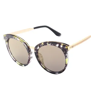 Femmes mode lunettes de soleil papillon cadre en métal verres dégradés floraisons roses