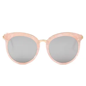 Lunettes de soleil tendance rose papillon avec pont en métal et verres argentés.