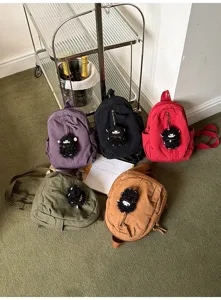 Lässiger Vintage-Wasch-Denim-Rucksack in vielen Farben für Alltag, Reisen mit Plüschschaf-Anhänger