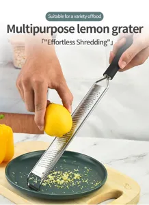 Edelstahl Zitronenreibe und Käsereibe Küchenhelfer mit ergonomischem Griff für einfaches Reiben.