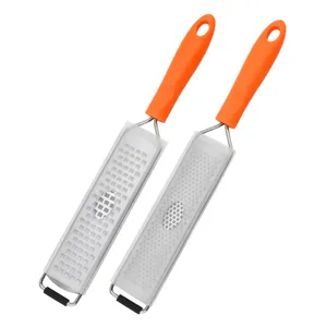 Grattugia per formaggio e limone in acciaio inossidabile manico arancione set 2 pezzi.