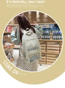 Weißer japanischer Ita-Bag Schulrucksack mit großer Kapazität und einem Sichtfenster