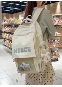 Süßer cremefarbener japanischer Itabag-Rucksack für Schüler mit Plüschanhängern