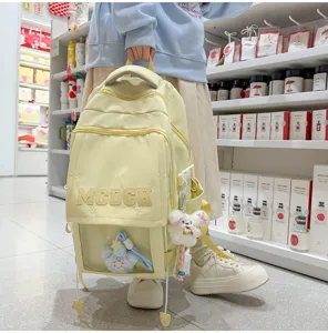 Süßer gelber Ita-Bag Schulrucksack im japanischen Stil mit Klarsichtfenster und Anhänger