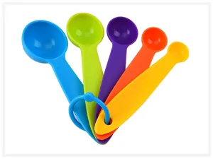 Set de cucharas medidoras de plástico de 5 colores con anillo para cocina repostería detalle