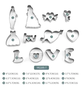 Kit d emporte-piece en acier inoxydable 12 pcs Saint-Valentin moules a biscuits DIY