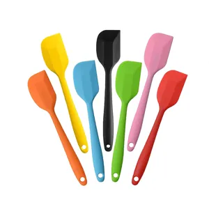 Spatule en Silicone Pâtisserie Outil de Cuisine Sans Joint Résistant aux Hautes Températures Racloir pour Gâteau Crème Beurre Ustensile de Cuisine