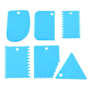 Juego de 6 rascadores de pastel de plástico azul para hornear, cortadores de masa y alisadores.