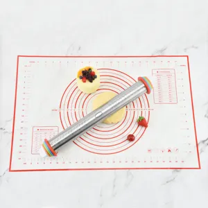 17-Zoll verstellbares Edelstahl Nudelholz und Silikon Backmatte Set zum Backen.
