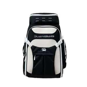 Vorderansicht des großen Sportrucksacks mit mehreren Fächern in Schwarz und Creme-Kontrast