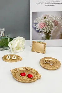Vintage Gold Resin Jewelry Tray European Style Ornate Display Dish for Ring Earring Storage