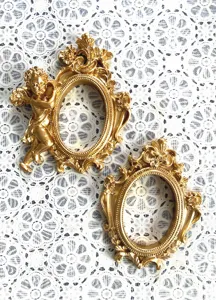 Cornice portafoto ovale mini angelo in resina vintage europea supporto gioielli oro.