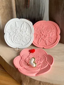 Ins-style embossed flower resin jewelry tray, creative desktop ornament for photography props.