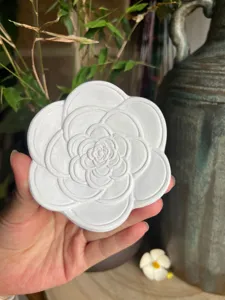 White resin jewelry tray camellia flower shape decorative dish for rings earrings photography props