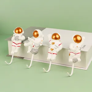 Creative Astronaut Resin Wall Hook Cute Space Man Adhesive Clothes Hanger Decorative Storage Hook For Home Kitchen