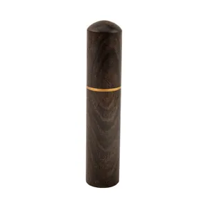 Manico per distributore di caffè in legno scuro, design cilindrico elegante con anello.