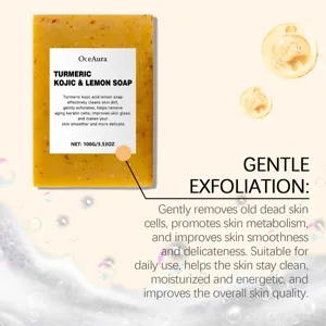 Détail savon curcuma kojique, pain exfoliant naturel pour une peau douce et éclatante.