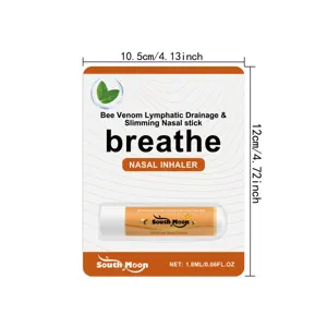 Stick inalatore nasale alle erbe portatile in confezione blister compatta per aria fresca e pulita.