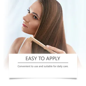 Vue détaillée de l'application de soins capillaires avec huile naturelle pour cheveux.