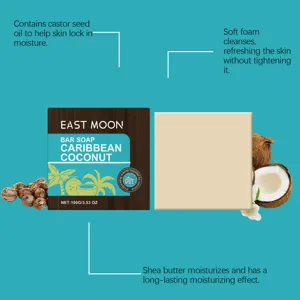 Détail du savon présentant des ingrédients de coco naturels, une mousse riche et des huiles.