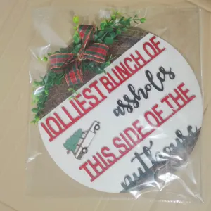 Panneau de porte de Noël en bois drôle, plaque suspendue sarcastique avec ruban à carreaux.