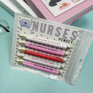 Joli lot de stylos bille sur le thème des infirmières avec citations drôles et clip.