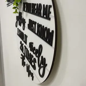 Targa da porta rotonda in legno con citazione divertente, decorazione murale rustica.
