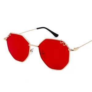 Lunettes de soleil octogonales à monture métallique et verres rouges pour adultes