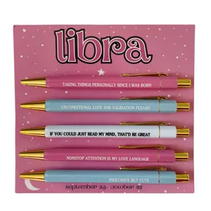 Set di penne a sfera zodiaco Bilancia con citazioni divertenti e confezione cartacea.