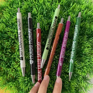 Set di penne a sfera glitterate di Halloween con temi spettrali, articoli di cancelleria.