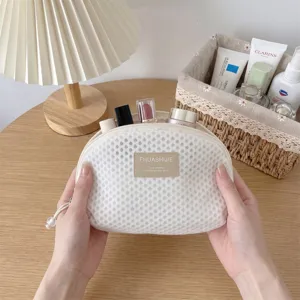Tragbare weiße Netztasche in Muschelform zur Aufbewahrung von Make-up und Kosmetik