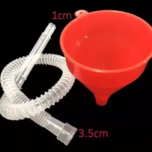 Entonnoir de ravitaillement auto plastique et tuyau flexible detail pour remplissage huile.