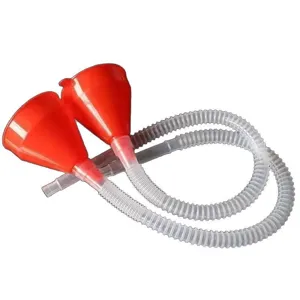Entonnoir de carburant automobile en plastique avec long tuyau flexible pour huile.