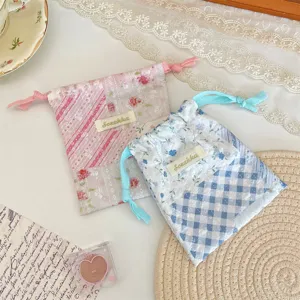 Blumen Karo Patchwork Kordelzug Aufbewahrungstasche fuer Schmuck und Kosmetik.