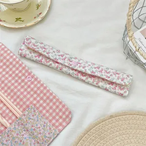 Bolsa para cubiertos de flores y cuadros con botón de presión, estuche portátil para palillos.