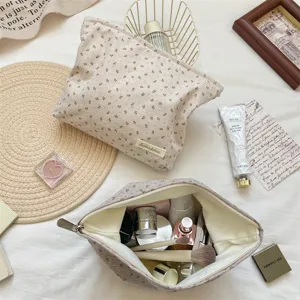 Koreanischer Stil Blumen Canvas Kosmetiktasche große Kapazität Reißverschluss Tasche