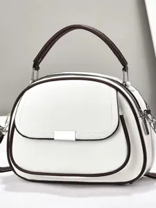 Elegante weiße Handtasche aus genarbtem Leder mit braunem Besatz und mehreren Fächern für Damen