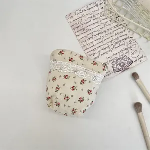 Blumen Leinen Make-up Tasche mit Spitzenbesatz, kleine Kosmetiktasche und tragbare Münztasche.