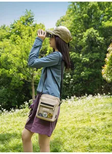 Modische Nylon Ita Umhängetasche für Damen, trendige Handytasche mit Sichtfenster.