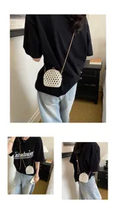 Mini bolso cruzado de perlas con cierre, diseño elegante y hueco para el uso diario.