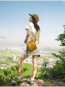 Fashion outdoor casual crossbody bag for women, trendy shoulder travel small square bag.