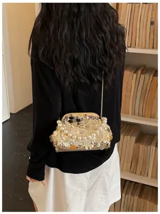 Exquisite sequin pearl kiss-lock evening shoulder bag for women, sweet style fashion.
