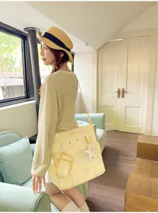 Bolso de hombro estilo chica linda de gran capacidad con colgantes de estrella.