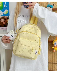 Kleine schattige sterren rugzak voor vrouwen, stijlvolle casual schooltas voor dagelijks.