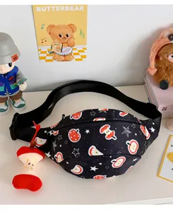 Joli sac banane noir imprimé pomme dessin animé sac de poitrine décontracté femme.