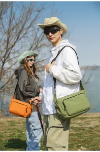 Bolso bandolera de estilo coreano para senderismo al aire libre de lona para hombres