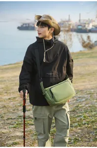 Bolso cruzado utilitario de moda para senderismo al aire libre y uso diario, bolso elegante.