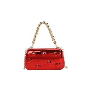 Rote Acryl Abendtasche mit Perlenhenkel, schicke farbige modische Umhängetasche.